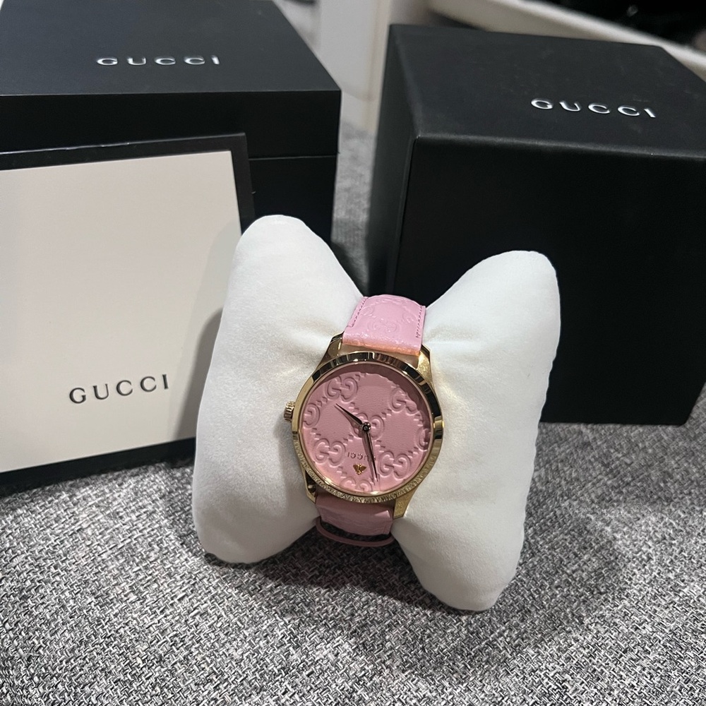 Gucci Gold and Pink Women's Watch